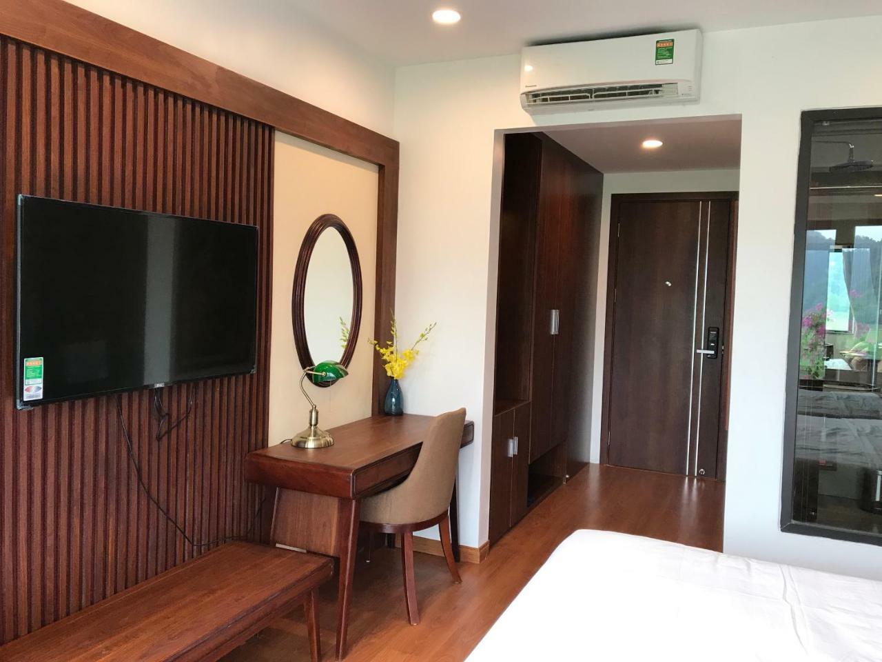ลิเบอร์ตี้ ฮอลล์ ตัมก็อก โฮเทล แอนด์ วิลลา Hotel นิญบิ่ญ ภายนอก รูปภาพ