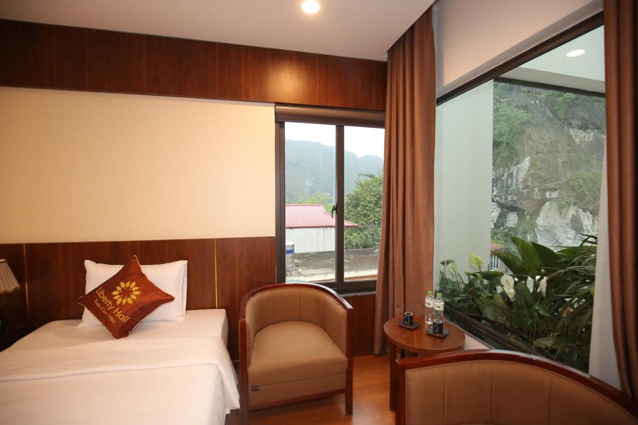 ลิเบอร์ตี้ ฮอลล์ ตัมก็อก โฮเทล แอนด์ วิลลา Hotel นิญบิ่ญ ภายนอก รูปภาพ